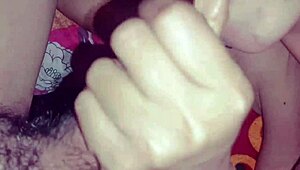 Desi Hot Asian Mature Woman Receives Oral And Blowjob At Home Alone.