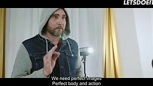 性感女同Lilu Moon和Melissa Benz狂欢日