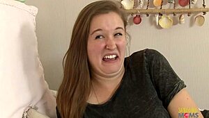 Super Strong Orgasm with Lesbian Ladies in a Mutual Session