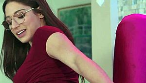 My lesbian bffs always make me squirt with face sitting