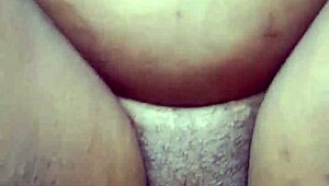 Sô no cuzinho manhoso da preta!