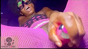 horny babe spreads pussy in bar back, fingering till she squirts