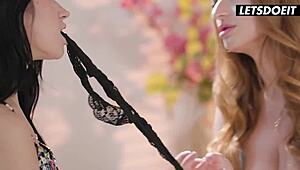 亚历克斯·科尔和斯凯拉·斯诺在相亲时互相吞噬