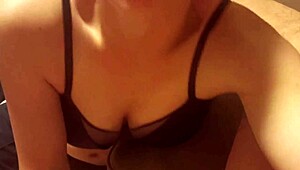 狂吸巨屌无套口爆颜射！