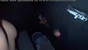 dando a um e mamando outro no glória holerite da casa de swing 😏