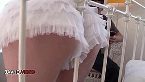 Hot wife Yu Shinoda’s threesome blowjob turns into a cumshot fantasy blast