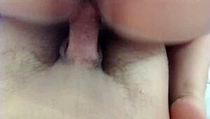 Gordinha Ninfeta Sentando Buceta Bem Gostoso No Motel E Se Acabando Na Piroca