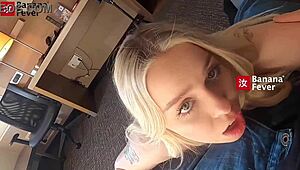 小个金发骑高大亚洲男大学狂野约炮，纯AMWF热火！