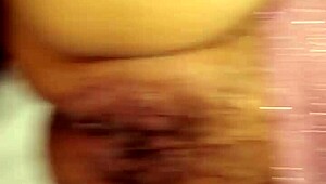 Mi Mujer Caliente Shows Off Mature Curves in Steamy Bedroom Action