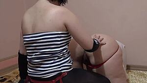 操曲线女友嘴毛屄 大屁股熟女女同假屌狂欢