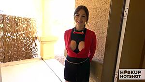 Bella luna, the gorgeous supermodel, loves rough deepthroat and rimjob