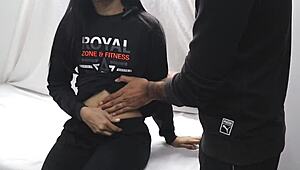 印度18岁女学生被医生诱惑