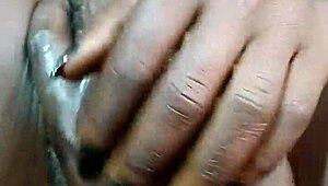 Crazybitch Enjoys Fisting Before a Hot Encounter