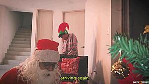 I cheat and fuck mama noel on christmas.