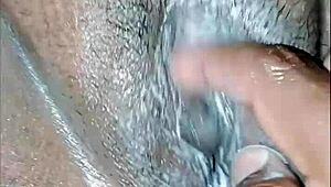 Hey, wanna see today’s exclusive leaked Indian home creampie with a juicy milf?