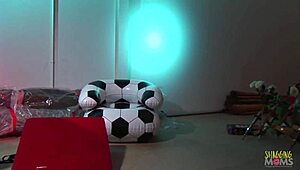 horny blonde milf wants to get her pussy licked and fucked