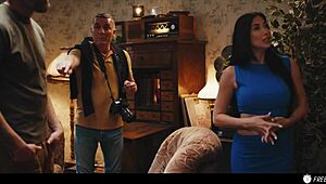 French Brunette With Fake Enhanced Huge Boobs Gets Her Nipples Sucked While Frozen In Time