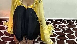 omg, this indian stepsister deepthroats her stepbrother so hot 🔥