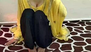 omg, this indian stepsister deepthroats her stepbrother so hot 🔥