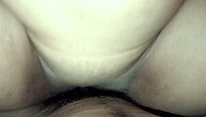 i fuck my friends husband on same bed with her