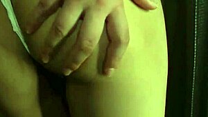 Jav三人行猛干日本妹湿逼