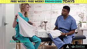 Kyler Quinn学着伺候怪物巨屌！