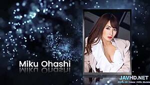 丝袜美腿玩法84日本素人