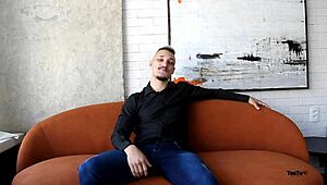 丹迪专业片回归嗅内裤舔蛋蛋