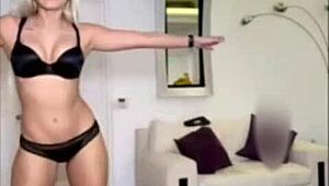 Issa vegas showcases her big ass as argentinian-mexican model