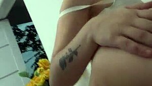 vivian lola gets her sexy ass fucked in anal scene