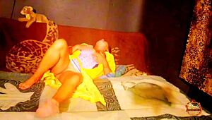 Klaudiaambergirl feels intense pleasure with full mouth after masturbation