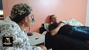 Chamei uma puta para mostra para meu filho virgem como fuder o cu e a buceta de uma safada milff completo no ted