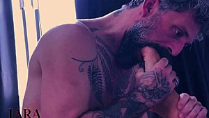 brunette putinha gets fingered and licked before cum on big clit