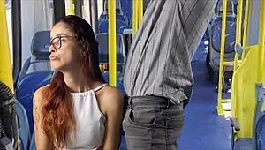 Estudante sendo encoxada no �nibus em publico