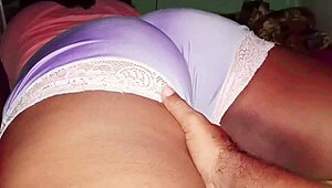 A Bunda Grande Da Minha Madrasta E A Buceta Molhada