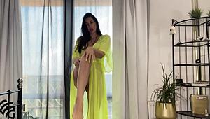 Milf indulges in foot fetish play leading to intense female orgasm