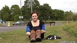 Public Amateur Isabel Dean Toys With Shaved Pussy