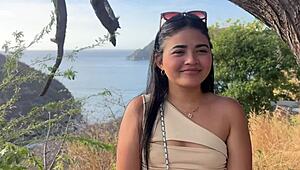 性感游客出轨陌生人换钱激烈高潮