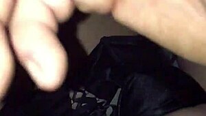 Huge cumshot on swiss milf's tits while she licks ass!