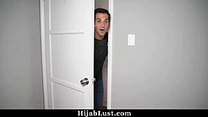 Horny teen caught shaking ass online