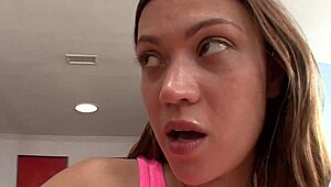 Mature housewife cougar fucks bisexual girl wet pussy muff diving sexy milf