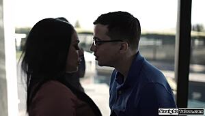 you're makin me watch you fuck the teen neighbor thru the window