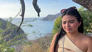 性感游客出轨陌生人换钱激烈高潮