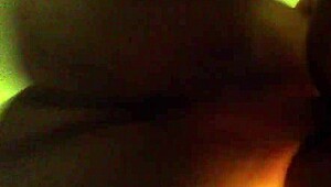 客厅弯腰快速无套狗爬式猛干