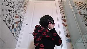 Beautiful Whore Excited by Annoying Suppository Anal