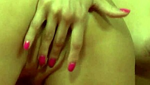 Veronica Avluv and Darcie Dolce in Emotional Cougar vs Kitten Lesbian Fuck