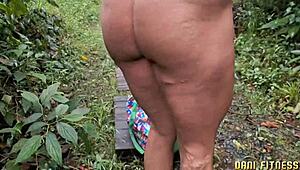 Dani fitness goes hiking with a guy and ends up with blowjobs and anal sex in nature 😍