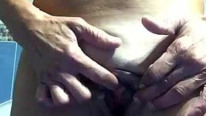 Spanish mature woman is hot and ready