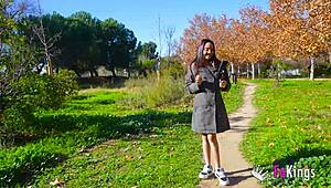 Allison Sweet街头露奶