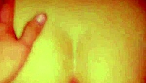 Hey, why does my 18-year-old neighbor girl love cock if I pay for her nails?